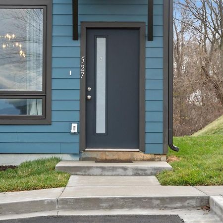 Villa Rebecca'S Downtown Luxury Living Clarksville Esterno foto