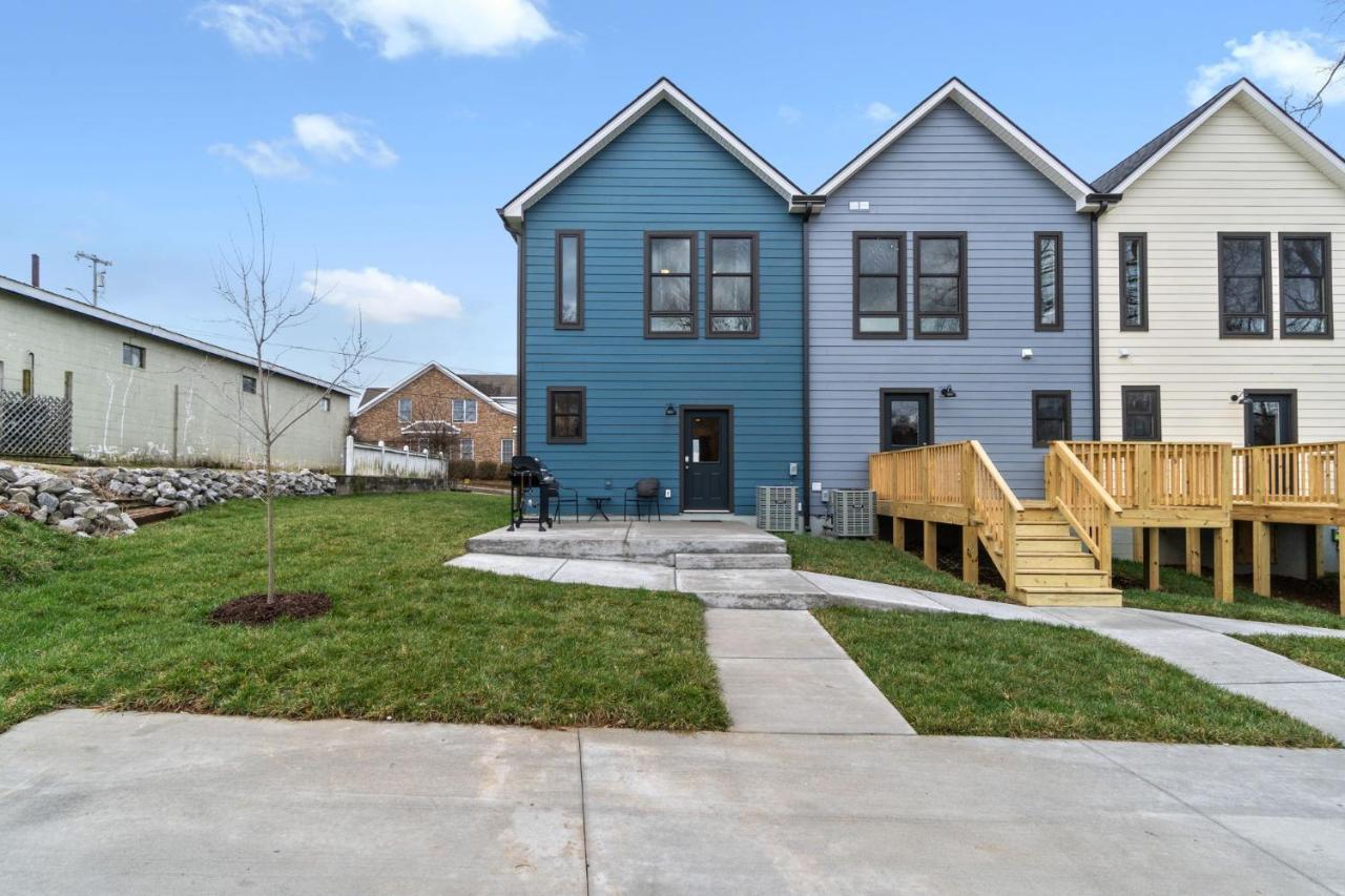 Villa Rebecca'S Downtown Luxury Living Clarksville Esterno foto